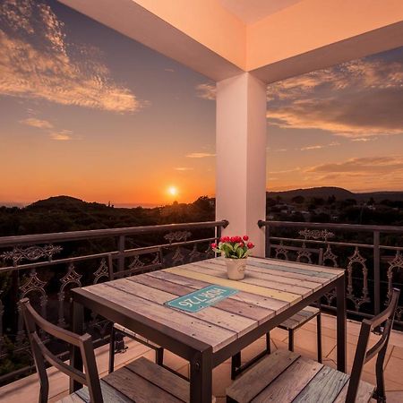 Sunset House Villa Keri Ngoại thất bức ảnh